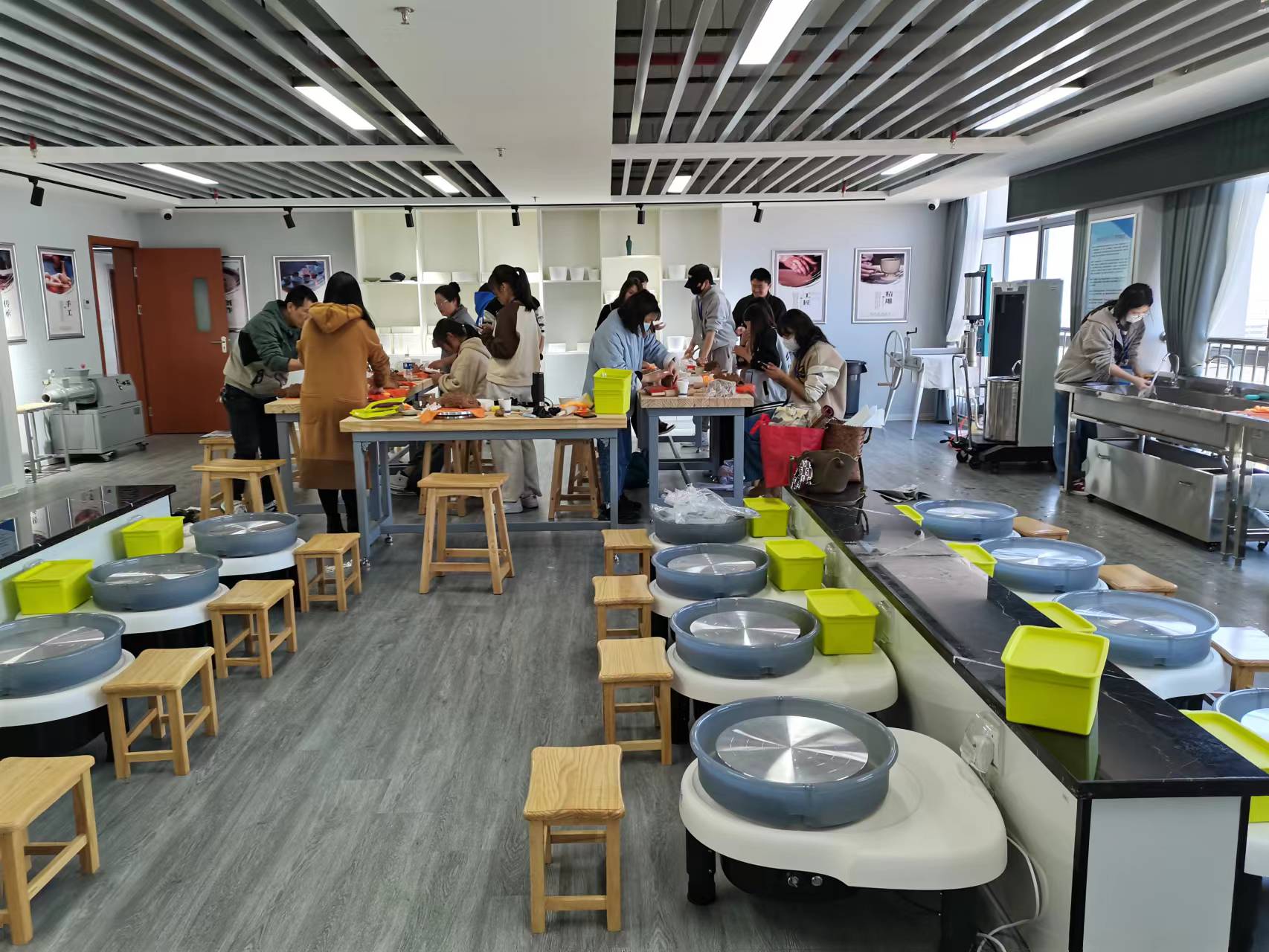 實(shí)訓(xùn)室建設(shè)廠家 實(shí)訓(xùn)室建設(shè)廠家